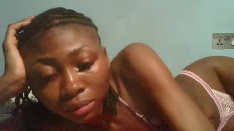 Snapshot of ebonyxxbabe chatting on 13, 10, 2025 ebonyxxbabe online show from 13, 10, 2025