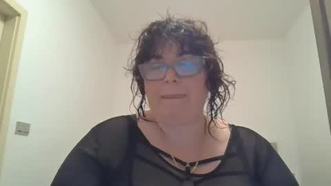 echo_dust online show from 18, 4, 2026