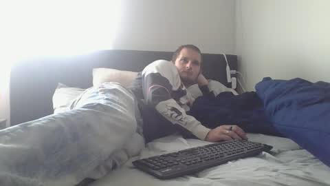 Snapshot of eclipticice94 chatting on 19, 9, 2025 eclipticice94 online show from 19, 9, 2025