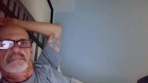 eddiee1068 online show from 10, 3, 2026