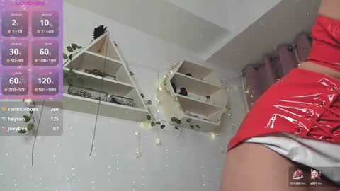 Snapshot of eden_heaven chatting on 20, 12, 2024 Eden Heaven online show from 20, 12, 2024