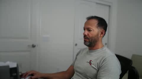 Snapshot of edge_masters chatting on 9, 6, 2026 EdgeM online show from 9, 6, 2026
