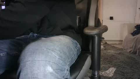 Snapshot of edged_biker chatting on 3, 1, 2025 edged biker online show from 3, 1, 2025