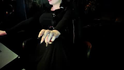 Snapshot of edgequeen69 chatting on 26, 10, 2025 EdgeQueen69 online show from 26, 10, 2025