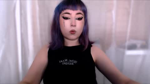 fickle demon made of clumps of matter online show from 15, 12, 2025