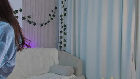 Lisa  online show from 19, 1, 2025