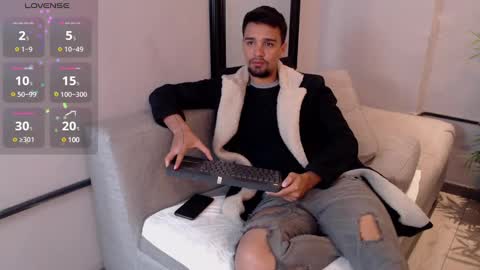 Eduardo online show from 8, 2, 2025