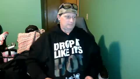 edwardaims_2please online show from 16, 7, 2026