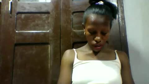 edwige770943 online show from 25, 4, 2026