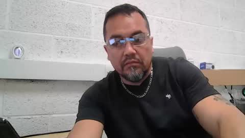 Snapshot of edwill13 chatting on 15, 5, 2026 EdM online show from 15, 5, 2026