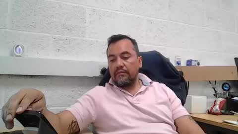 Snapshot of edwill13 chatting on 19, 5, 2026 EdM online show from 19, 5, 2026