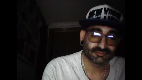 eemmee708927 online show from 25, 2, 2026