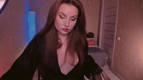 eesmaaarr online show from 6, 11, 2025