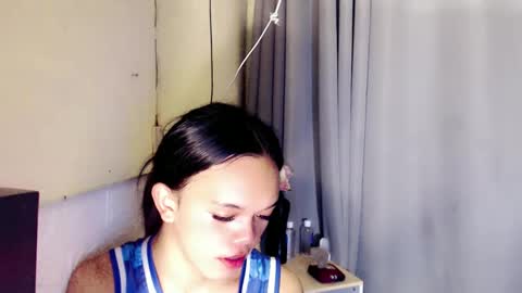 Snapshot of eeykamaliit chatting on 3, 12, 2024 Pia online show from 3, 12, 2024