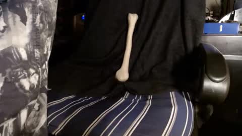 eeyoreeeyore online show from 10, 11, 2025