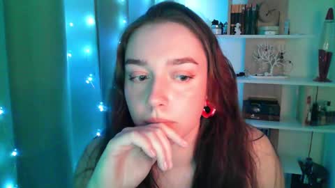 effie_balconii online show from 30, 1, 2025