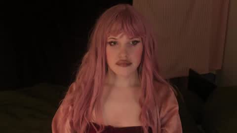 Snapshot of effiemur chatting on 3, 12, 2024 Effie Mur online show from 3, 12, 2024