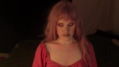 Snapshot of effiemur chatting on 8, 12, 2024 Effie Mur online show from 8, 12, 2024