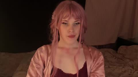 Snapshot of effiemur chatting on 17, 12, 2024 Effie Mur online show from 17, 12, 2024