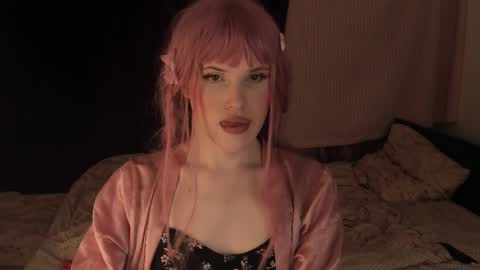 Snapshot of effiemur chatting on 24, 12, 2024 Effie Mur online show from 24, 12, 2024