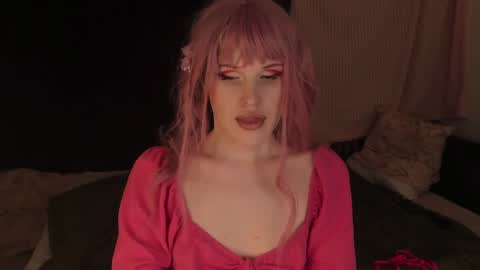 Snapshot of effiemur chatting on 3, 1, 2025 Effie Mur online show from 3, 1, 2025