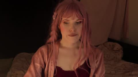 Snapshot of effiemur chatting on 6, 1, 2025 Effie Mur online show from 6, 1, 2025