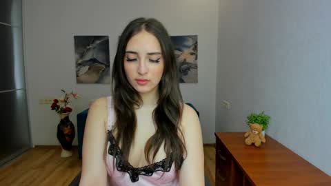 Snapshot of effy_royse chatting on 31, 5, 2026 Effy Royse online show from 31, 5, 2026