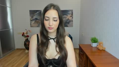 Snapshot of effy_royse chatting on 28, 6, 2026 Effy Royse online show from 28, 6, 2026