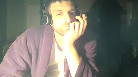 Snapshot of eheh60800 chatting on 4, 1, 2025 eheh60800 online show from 4, 1, 2025