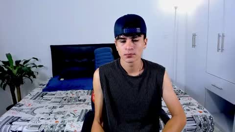 Snapshot of eiden_allenx1 chatting on 23, 12, 2024 eiden_allenx1 online show from 23, 12, 2024
