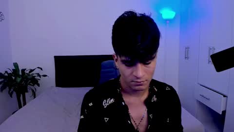 Snapshot of eiden_allenx1 chatting on 2, 2, 2025 eiden_allenx1 online show from 2, 2, 2025
