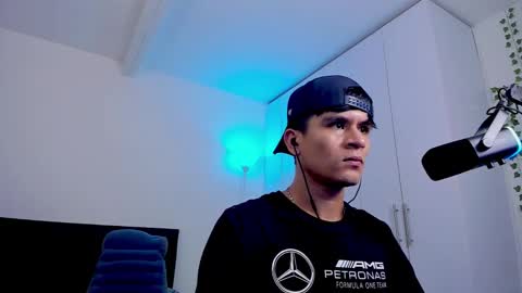 Snapshot of eiden_allenx1 chatting on 9, 2, 2025 eiden_allenx1 online show from 9, 2, 2025