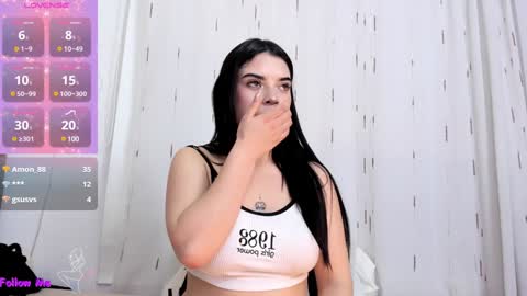 Snapshot of eileen_sophi chatting on 5, 12, 2024 valentina online show from 5, 12, 2024