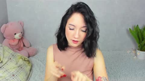 Snapshot of eileenmoores chatting on 5, 12, 2025 eileenmoores online show from 5, 12, 2025