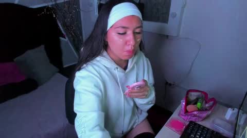 EILIN PINK online show from 31, 3, 2026