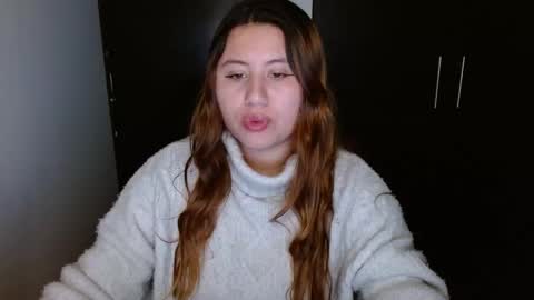 EIMY   MODEL INDEPENDENT online show from 18, 12, 2024