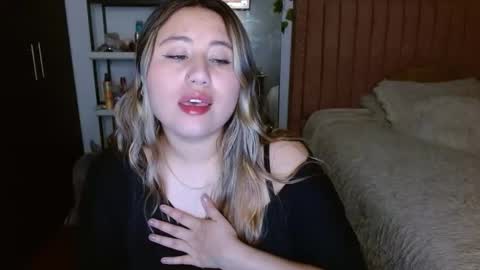 Snapshot of eimy_collin chatting on 26, 4, 2026 EIMY MODEL INDEPENDENT online show from 26, 4, 2026