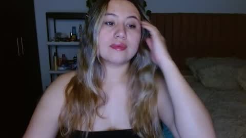 Snapshot of eimy_collin chatting on 27, 4, 2026 EIMY MODEL INDEPENDENT online show from 27, 4, 2026