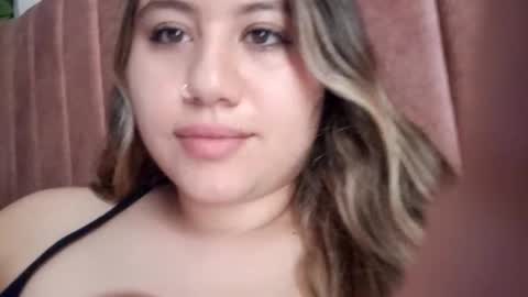 Snapshot of eimy_collin chatting on 27, 5, 2026 EIMY MODEL INDEPENDENT online show from 27, 5, 2026