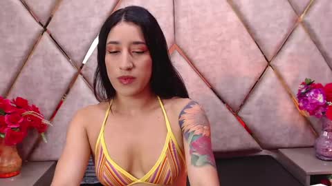 Snapshot of eimy_cutte chatting on 3, 2, 2025 eimy_cutte online show from 3, 2, 2025