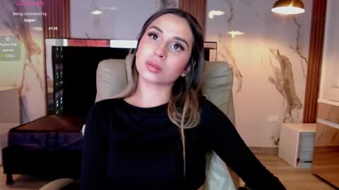 Snapshot of eimy_rose1 chatting on 6, 6, 2026 Eimy rose online show from 6, 6, 2026