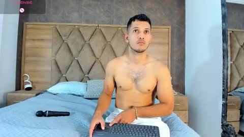 YG COUPLE online show from 26, 9, 2025