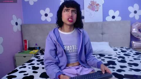 Snapshot of eimyflorian chatting on 23, 1, 2025 Eimyflorian online show from 23, 1, 2025