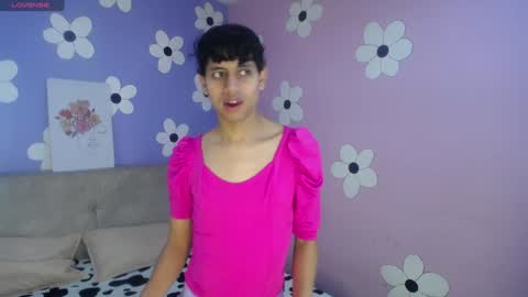 Snapshot of eimyflorian chatting on 4, 2, 2025 Eimyflorian online show from 4, 2, 2025