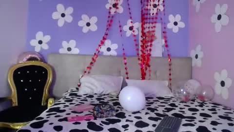 Snapshot of eimyflorian chatting on 21, 2, 2025 Eimyflorian online show from 21, 2, 2025