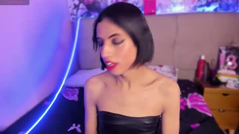 Snapshot of eimyflorian chatting on 22, 11, 2025 Eimyflorian online show from 22, 11, 2025