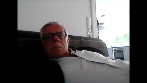 Snapshot of eisbaer1957 chatting on 6, 6, 2026 eisbaer1957 online show from 6, 6, 2026