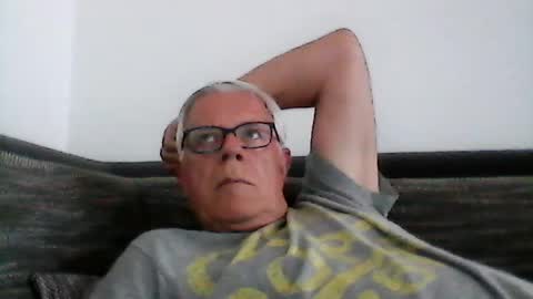 Snapshot of eisbaer1957 chatting on 17, 6, 2026 eisbaer1957 online show from 17, 6, 2026