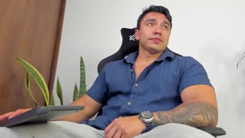 Snapshot of eithanconor1 chatting on 7, 10, 2025 EITHAN CONOR online show from 7, 10, 2025