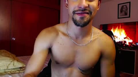 xoxo online show from 8, 4, 2026